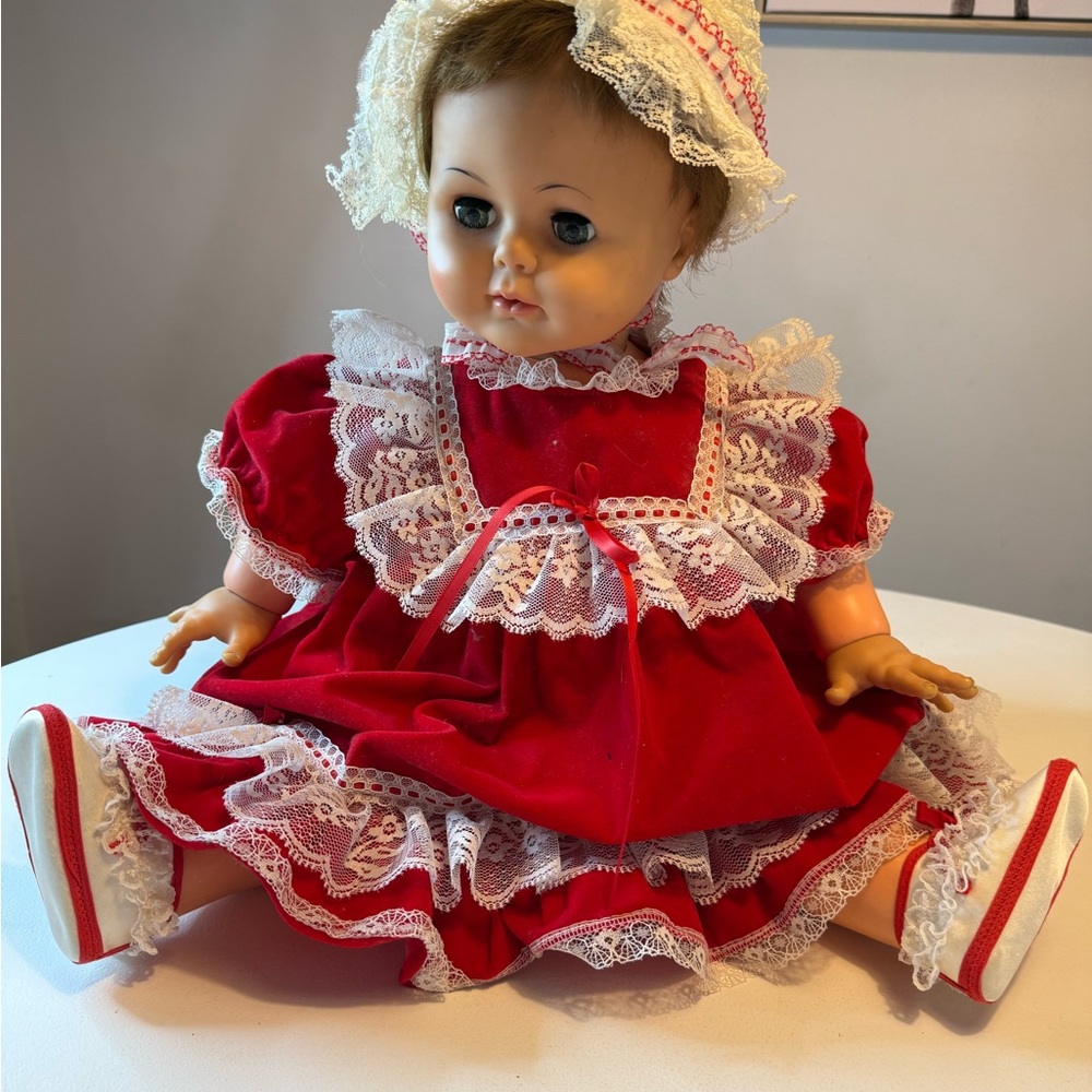1960s kissy doll 22”